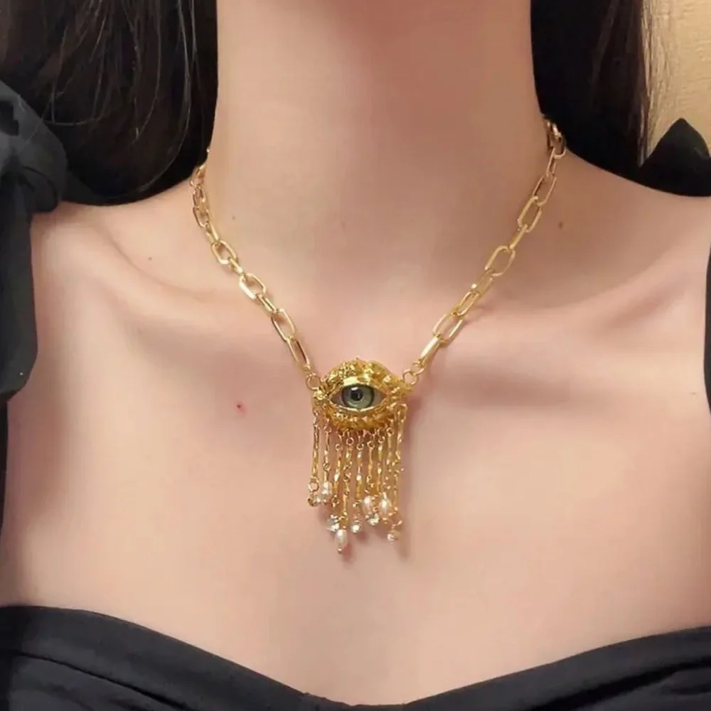 Vintage Eye Gaze Pearl Choker – Gothic Exaggerated Tassel Evil Eye Necklace 👁️